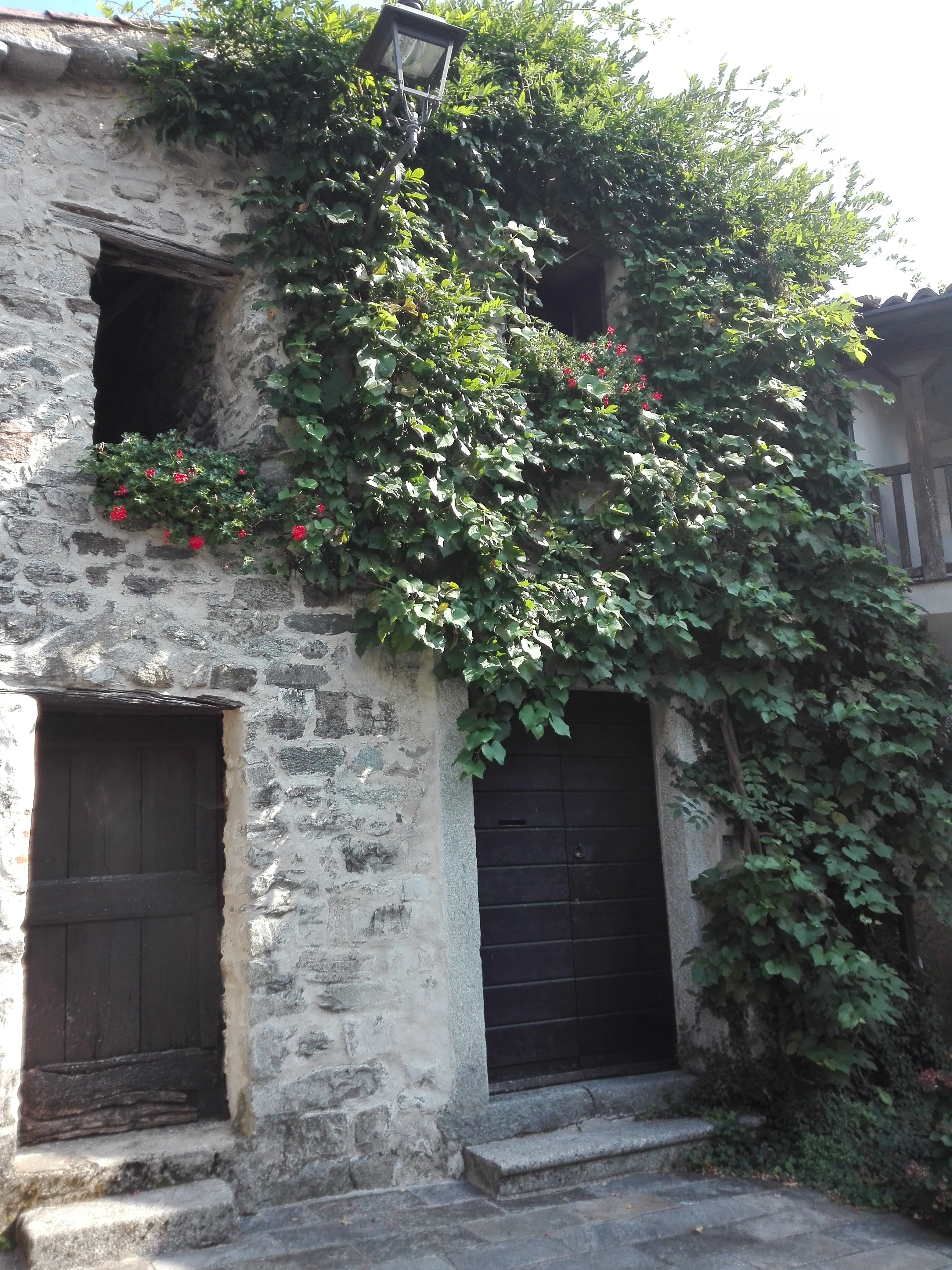 Il borgo medievale di Caglio